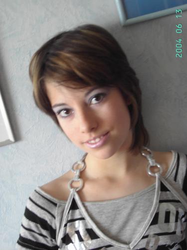 voici arielle une fille tro sympa 